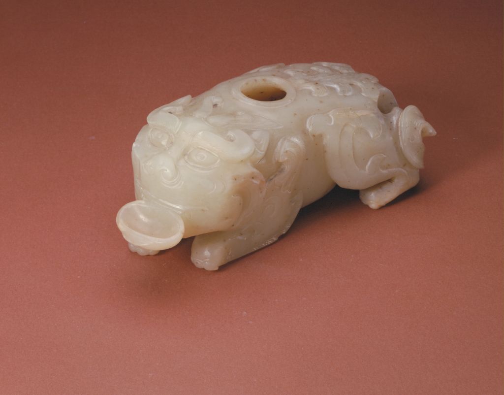 图片[1]-Jade Crouching Beast-shaped Inkstone Drop-China Archive